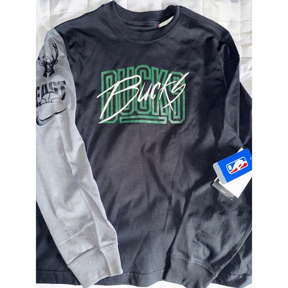 NIKE MILWAUKEE BUCKS BASKETBALL NBA NEW SHIRT - Picture 1 of 4